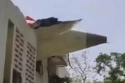 武夷山印度一波音787客机坠毁机上242人、地面5名学生遇难！我驻印度使馆：机上无中国籍乘客