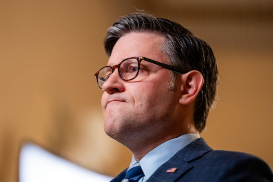 特朗普税改案参议院过关有望 共和党议员无人声(💫)援马斯克
